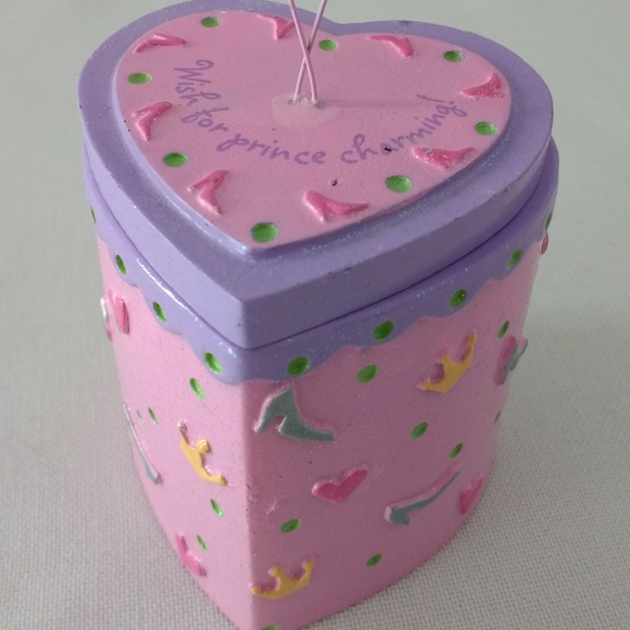 Prince Charming trinket box, notepad and 2 doorknob hangings - Picture 3 of 11